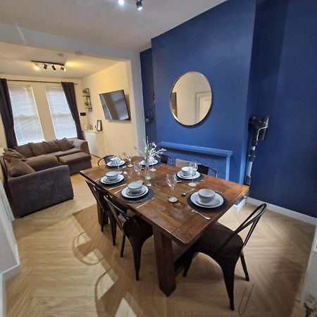 4Br House Popular Ravenhill Road Villa เบลฟาสต์ ภายนอก รูปภาพ