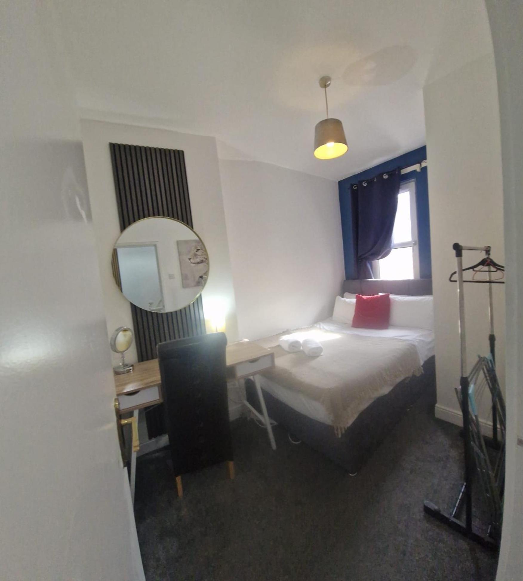 4Br House Popular Ravenhill Road Villa เบลฟาสต์ ภายนอก รูปภาพ