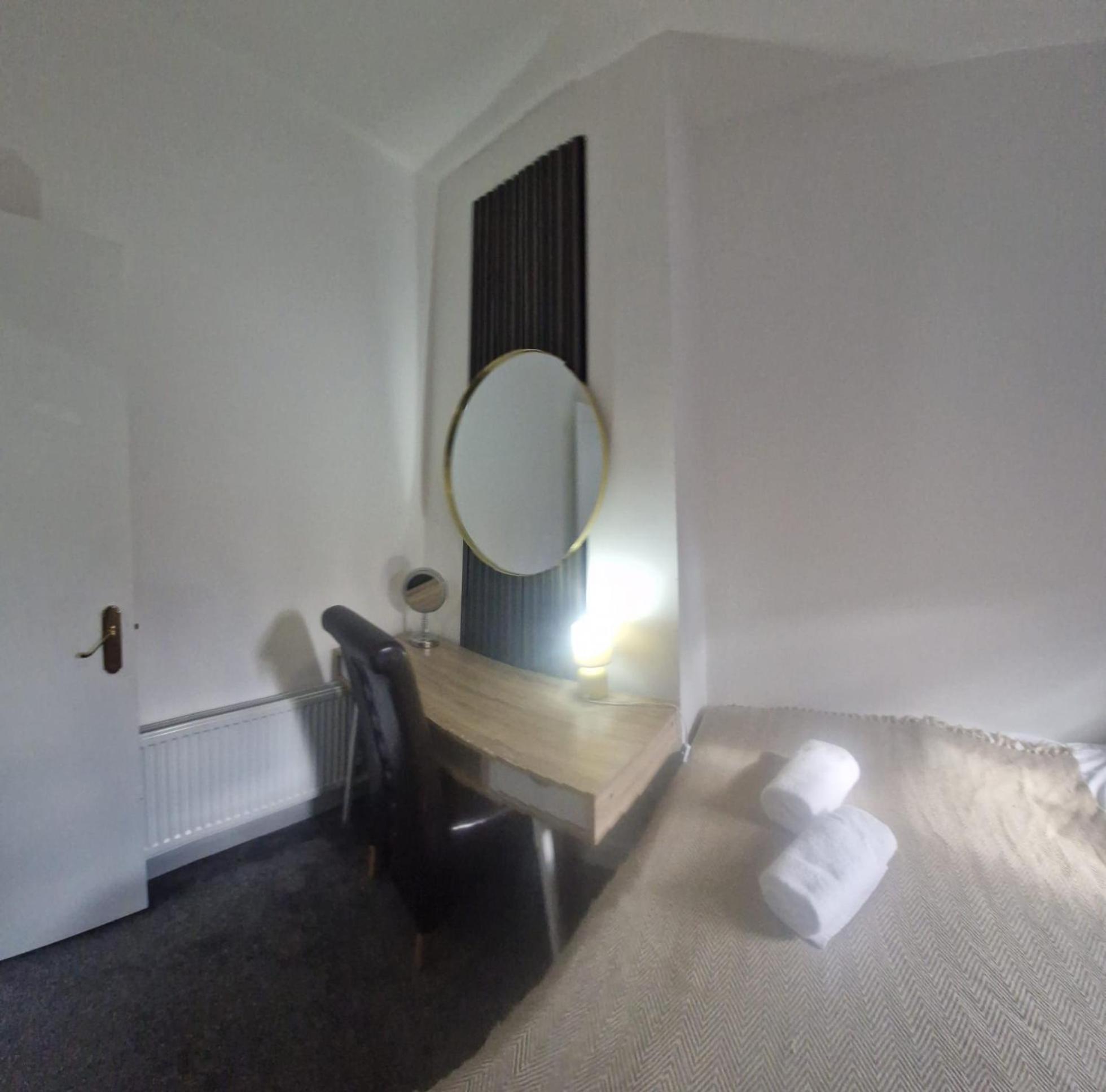 4Br House Popular Ravenhill Road Villa เบลฟาสต์ ภายนอก รูปภาพ