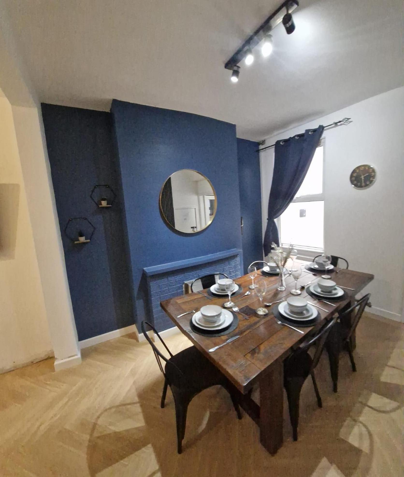 4Br House Popular Ravenhill Road Villa เบลฟาสต์ ภายนอก รูปภาพ